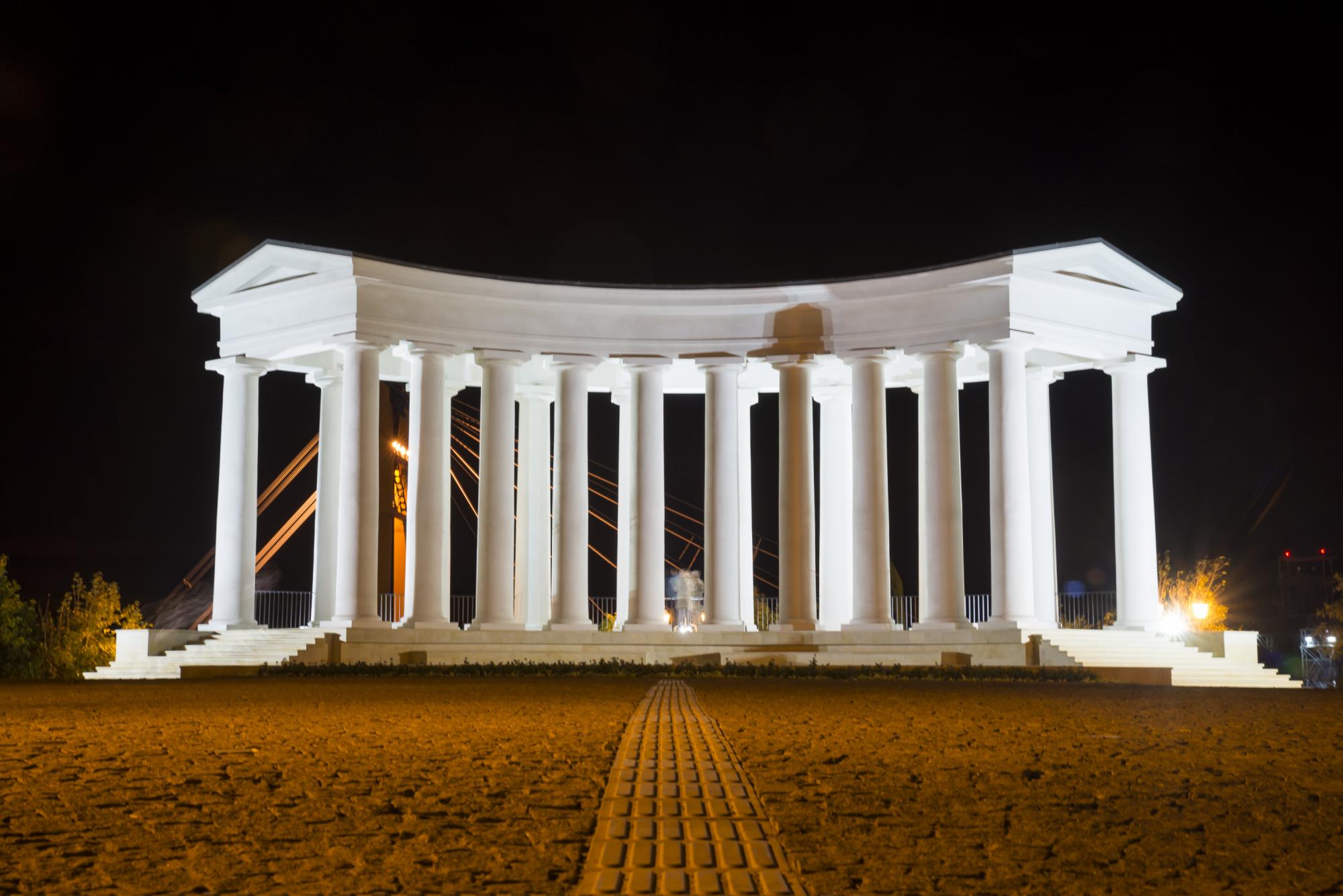 Prymorskyi Boulevard and Derybasivska Street: Landmark sites in Odesa you must visit