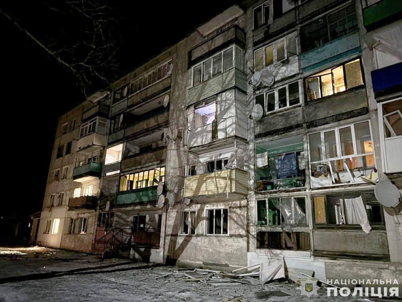 Russia shelled border town in Chernihiv region with guided aerial bombs, leaving casualties