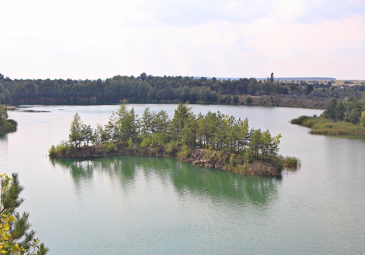Most charming Ukrainian lakes to visit in summer