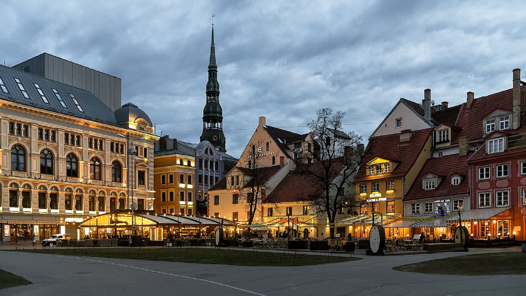 Top 4 budget-friendly European cities for a fall trip in 2024