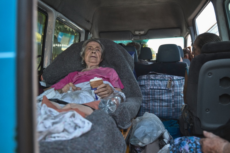 Battle of Western gates of Donbas: Life in frontline city of Pokrovsk