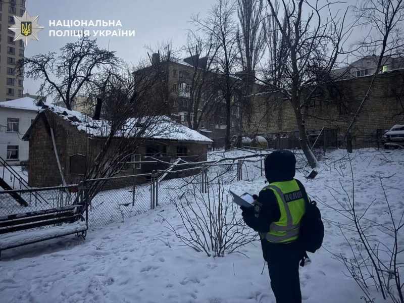 Russia strikes Kyiv: Houses and kindergarten damaged, casualties reported
