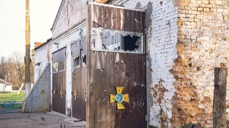 Russians attack fire and rescue unit building in Sumy region with artillery