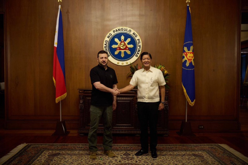 Zelenskyy discusses bilateral cooperation and Russian aggression with President of Philippines
