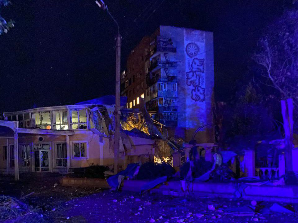 Reuters journalists and Polish reporter injured in Russian missile strike on Kramatorsk