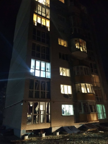 Russia strikes high-rise building in Chernihiv: Details