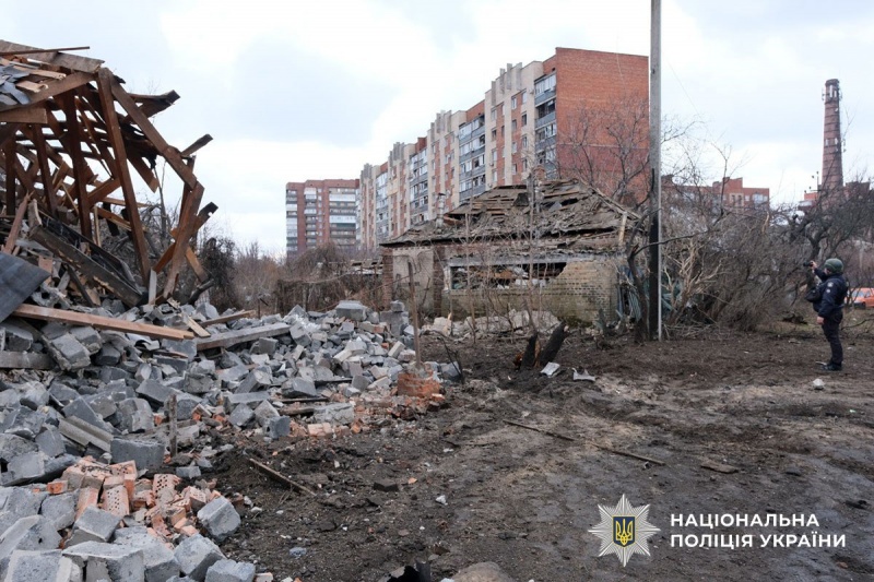 Russia bombs Ukraine's Sloviansk, 7 casualties reported
