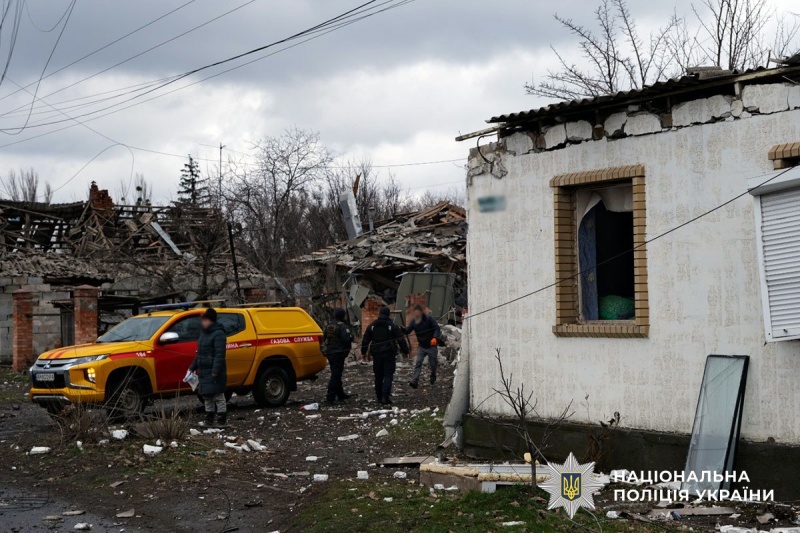 Russia bombs Ukraine's Sloviansk, 7 casualties reported