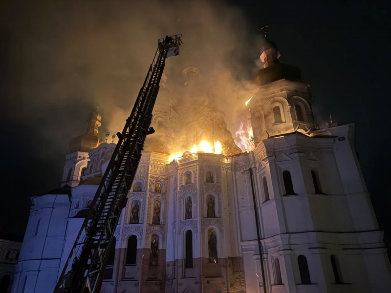Russia strikes Kyiv Pechersk Lavra, film studio and residential buildings: Aftermath revealed