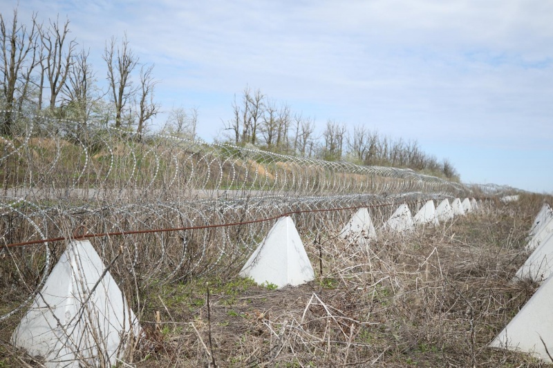 Ukraine tightens defenses along Transnistria border