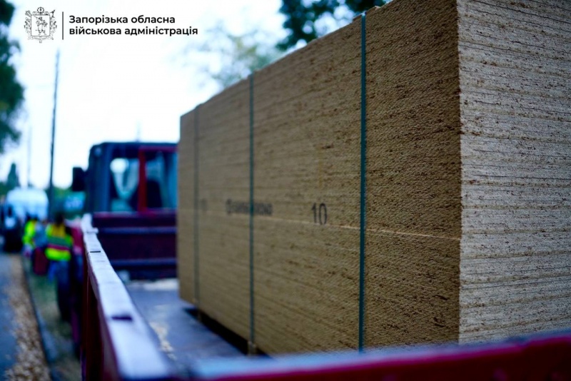 Russia massively strikes Ukraine overnight: Blackout in Kyiv, Dnipro Dam blocked, child killed