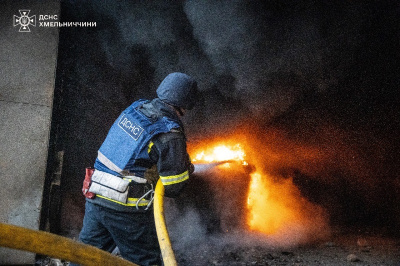 Russia strikes Ukraine's Khmelnytskyi region twice a night: Aftermath