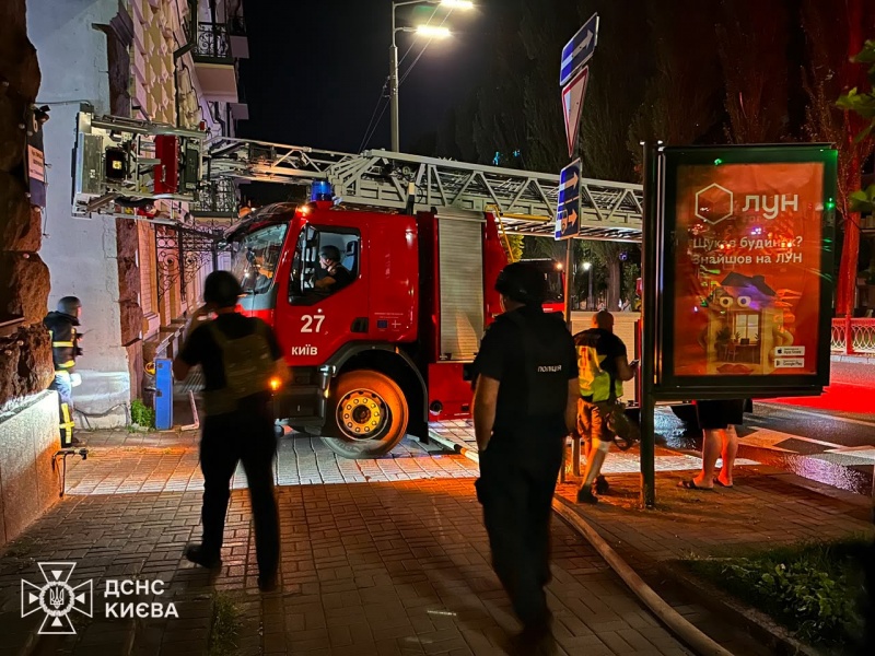 Russian massive attack leaves Kyiv in flames, apartment buildings in ruins