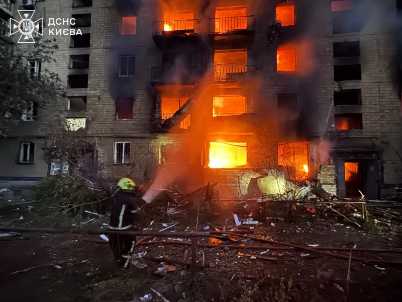 Russian massive attack leaves Kyiv in flames, apartment buildings in ruins