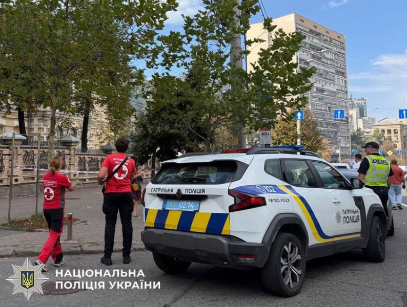 Russia strikes Kyiv and Kharkiv: Casualties reported, Epicentr hit in daytime attack