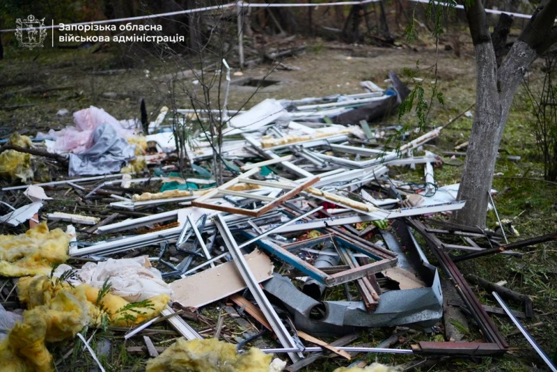 Russia massively strikes Ukraine overnight: Blackout in Kyiv, Dnipro Dam blocked, child killed