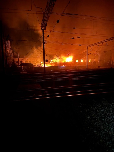 Russia massively strikes Ukraine's railway infrastructure: Train driver injured