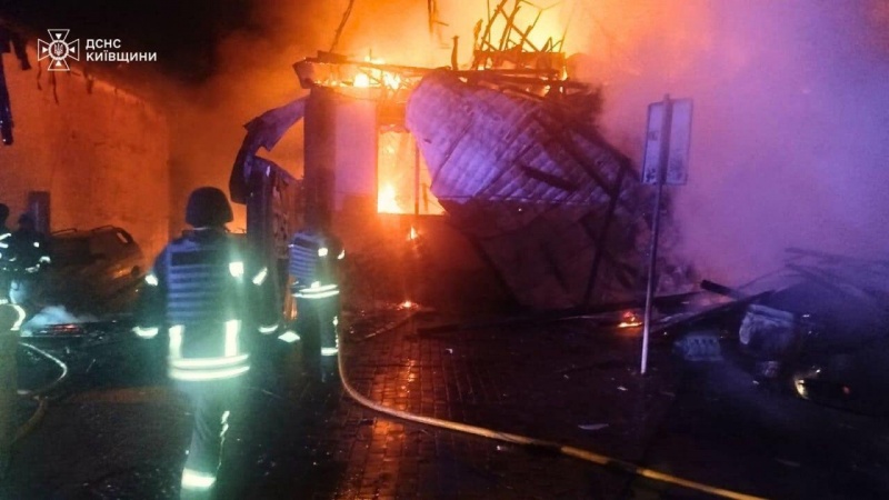 Russia massively strikes Ukraine overnight: Blackout in Kyiv, Dnipro Dam blocked, child killed