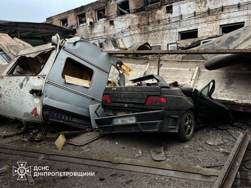 Russia massively strikes Ukraine overnight: Blackout in Kyiv, Dnipro Dam blocked, child killed