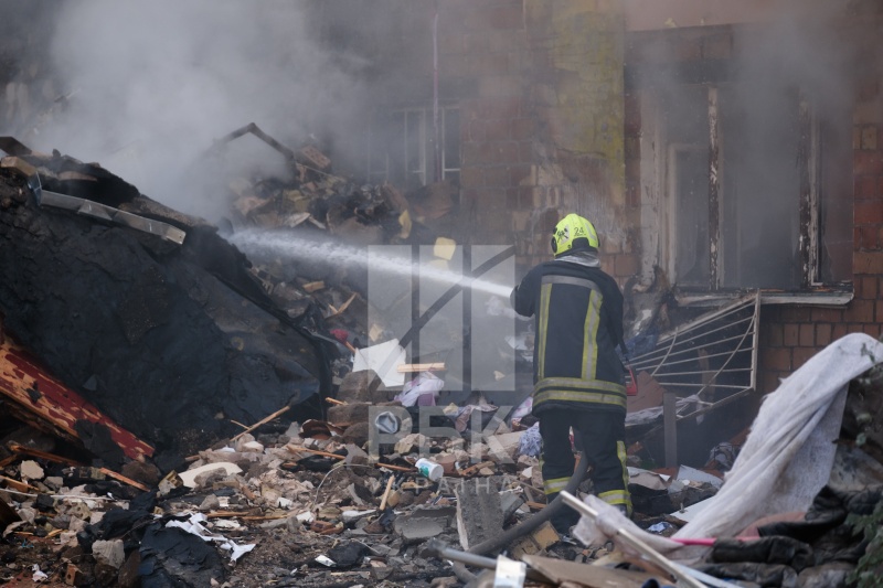 Russia destroys residential building in Kyiv to the ground: Aftermath revealed