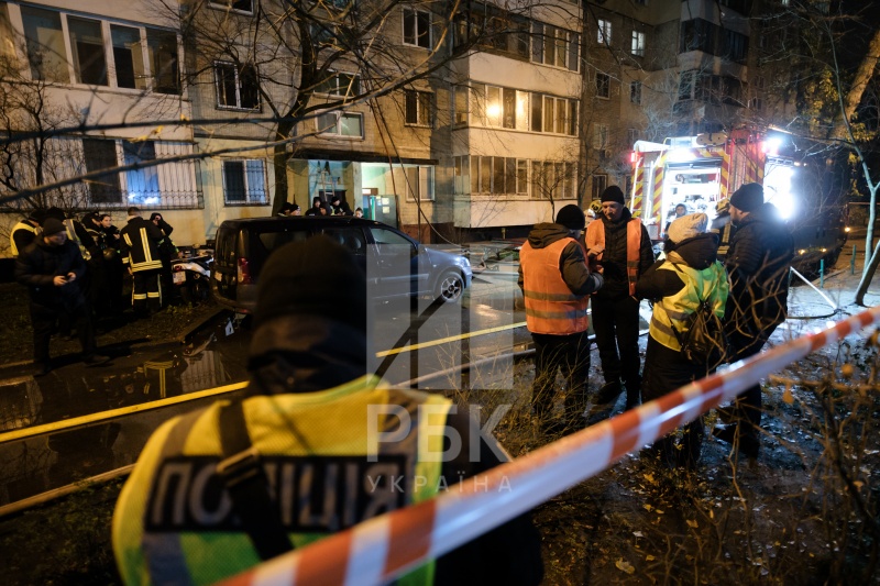 Russia massively strikes Kyiv: Apartments destroyed, heat disruptions, and casualties reported