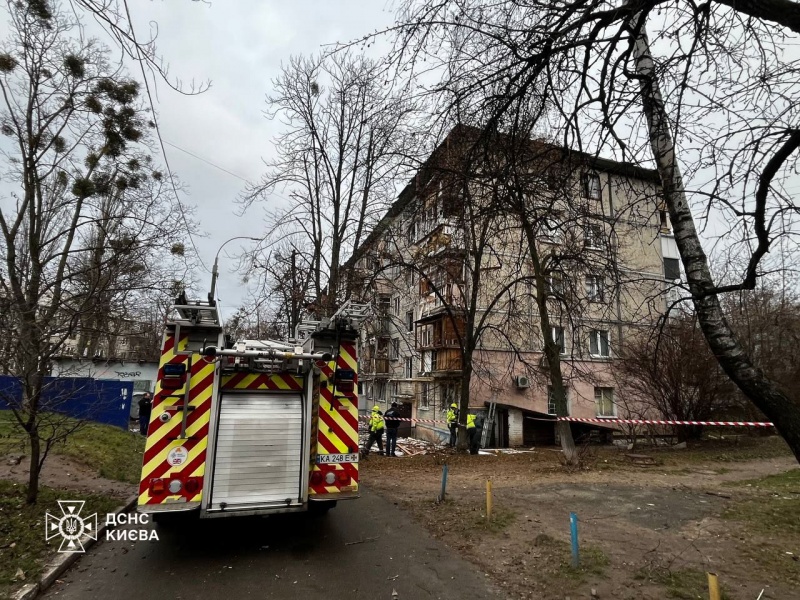 Russia massively strikes Ukraine on December 23, killing civilians and destroying power grid