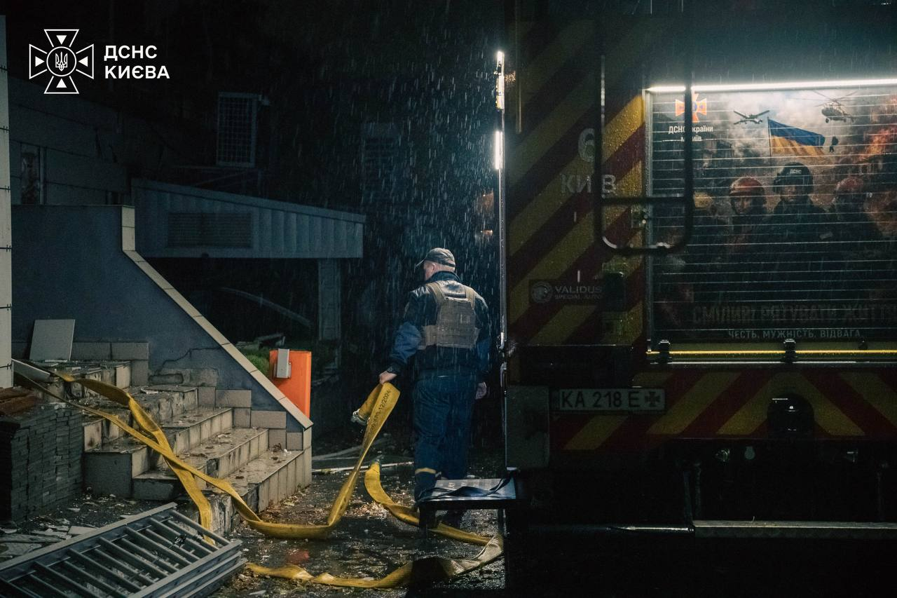 Russian attack damages Kyiv metro station, residential building and medical center: Footage