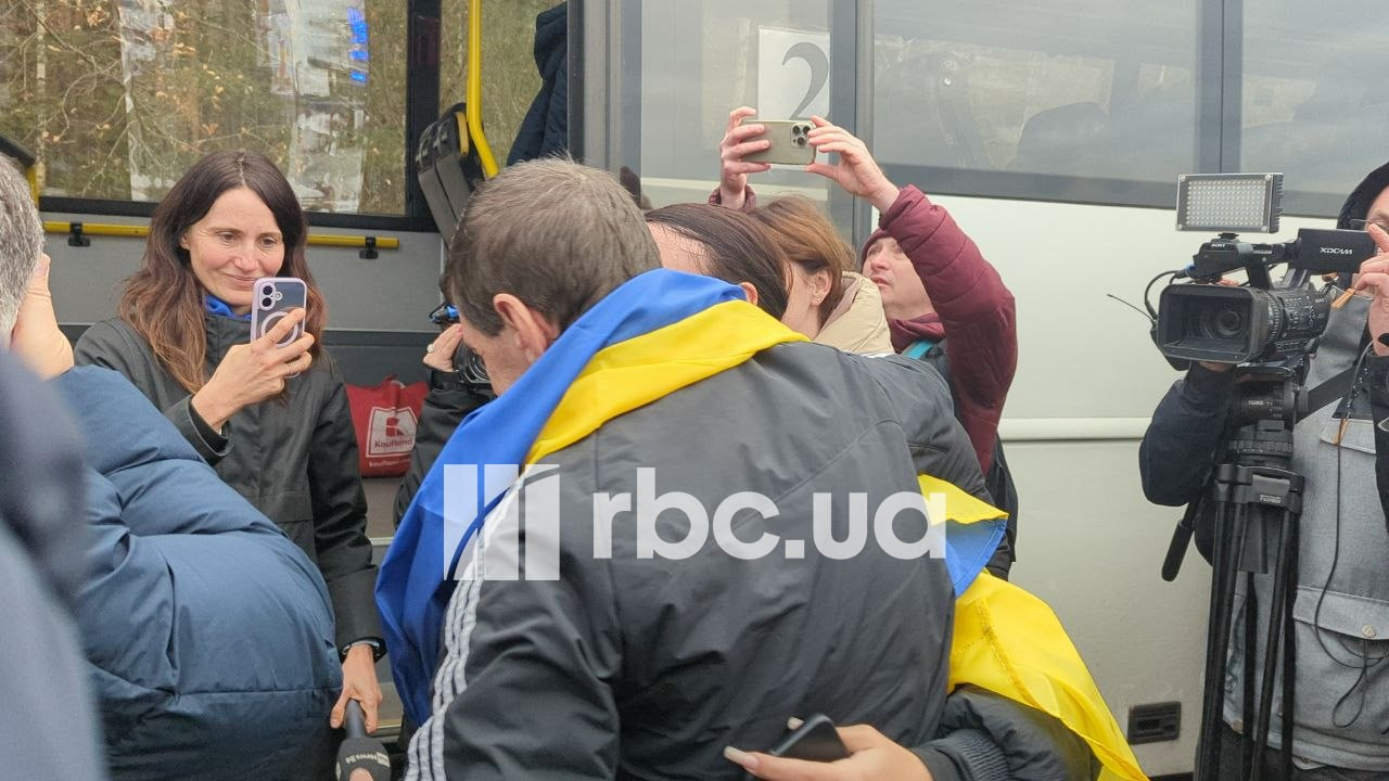 Oleshky evacuated residents finally reach safety in Ukraine