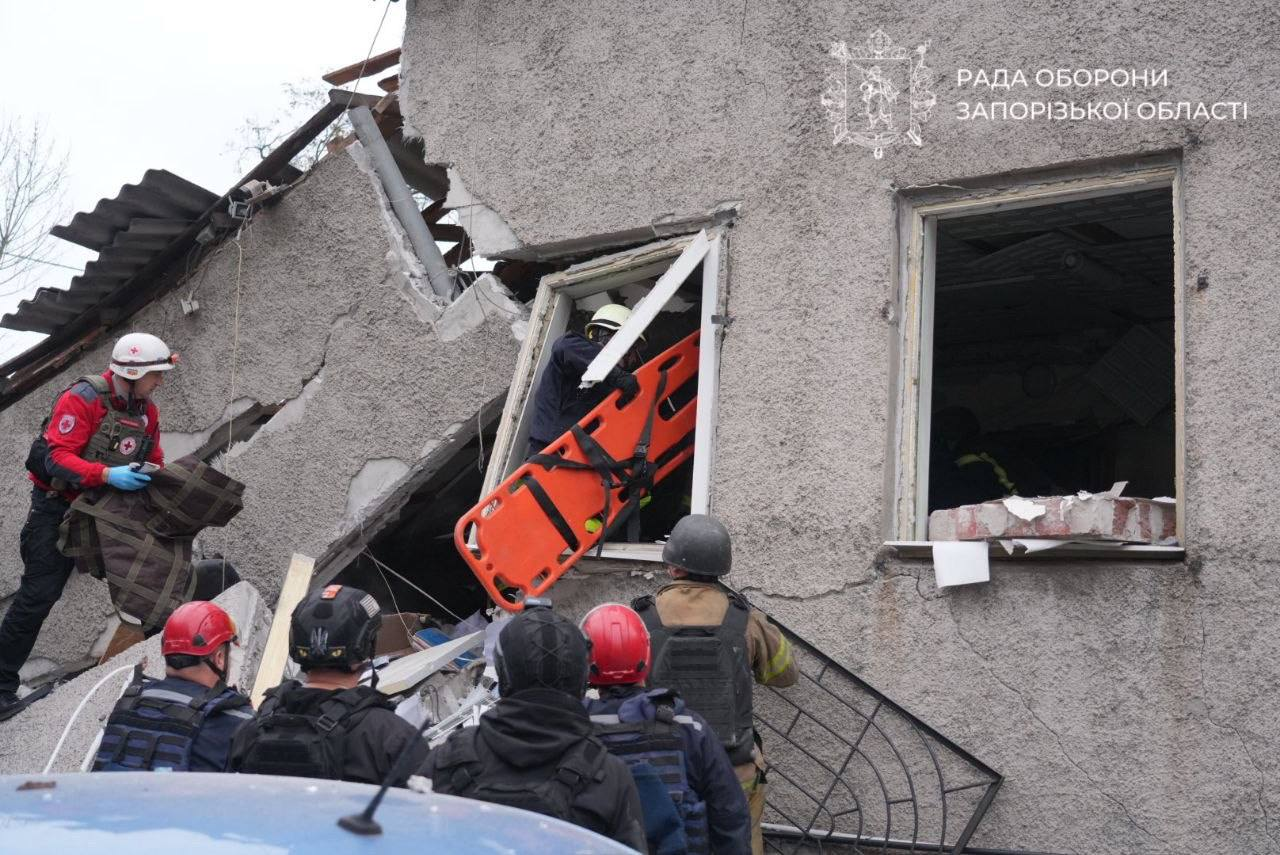 Russia strikes several streets in Ukraine's Zaporizhzhia, people pulled from rubble