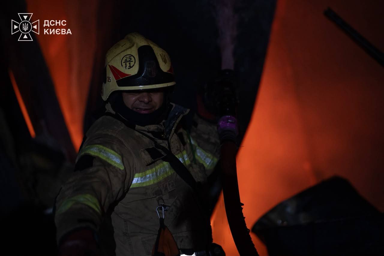 Russian attack on Kyiv kills one and injures 22, including children