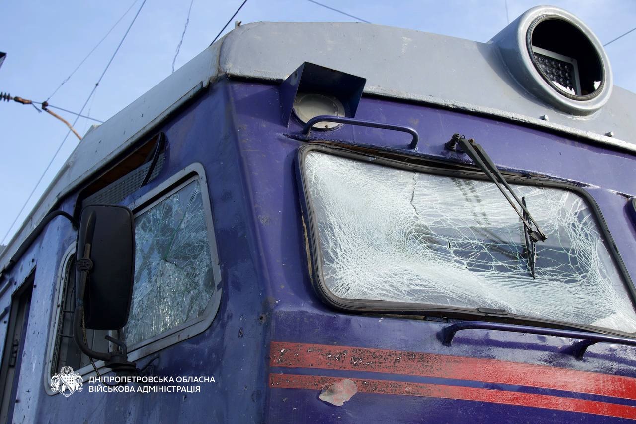 Russia strikes Dnipro train platform, kills two teenage girls in Chernihiv: Aftermath revealed