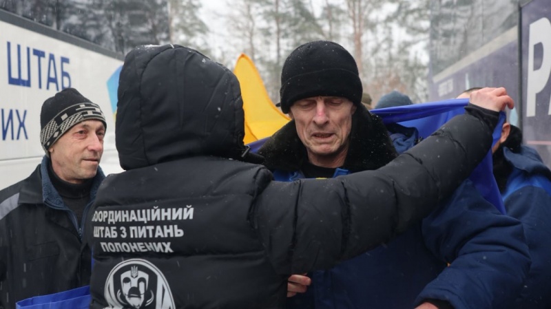 Ukraine and Russia carry out first prisoner swap in four months