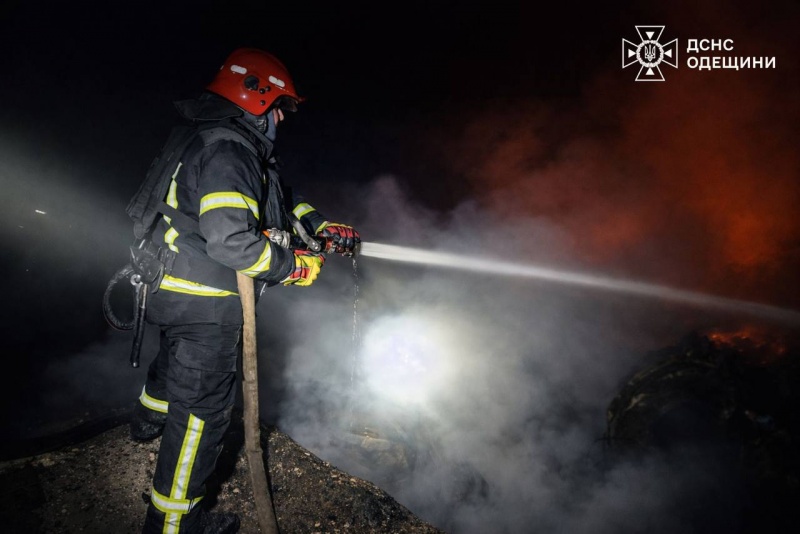 Russia strikes energy and ports in Ukraine's Odesa region: Power outages reported