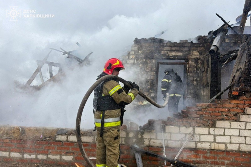 Russia strikes Ukraine's Balakliia: Residential buildings on fire, casualties reported 