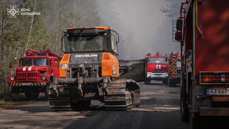 Massive wildfire erupts in Chornobyl exclusion zone, spreading fast