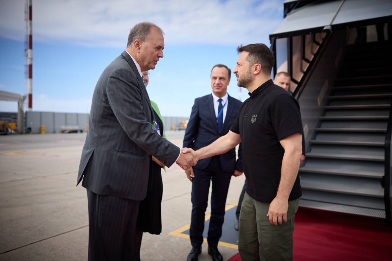 President of Ukraine arrives in Croatia