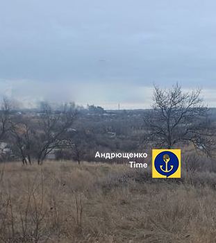 Explosions heard in Mariupol, fire breaks out