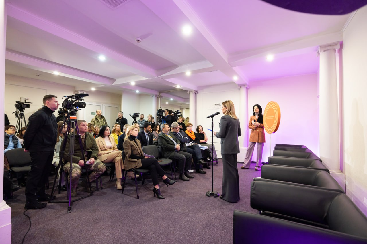 Ukraine's First Lady launches campaign against violence