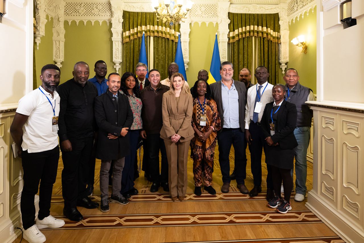 Olena Zelenska demonstrates elegant, restrained image: Photo