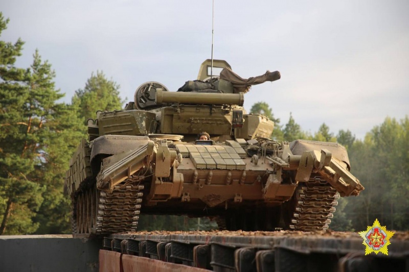 Belarus shows tanks allegedly heading to Ukraine border