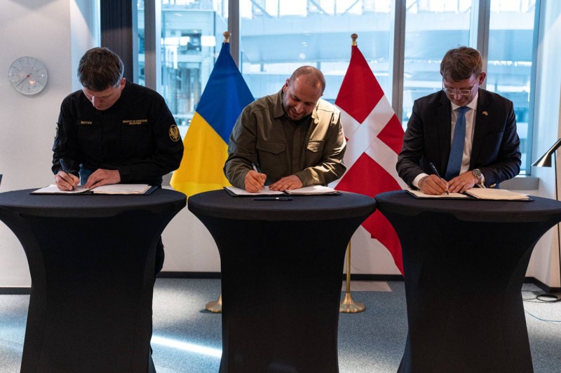 Denmark becomes first NATO state to invest in weapons production in Ukraine