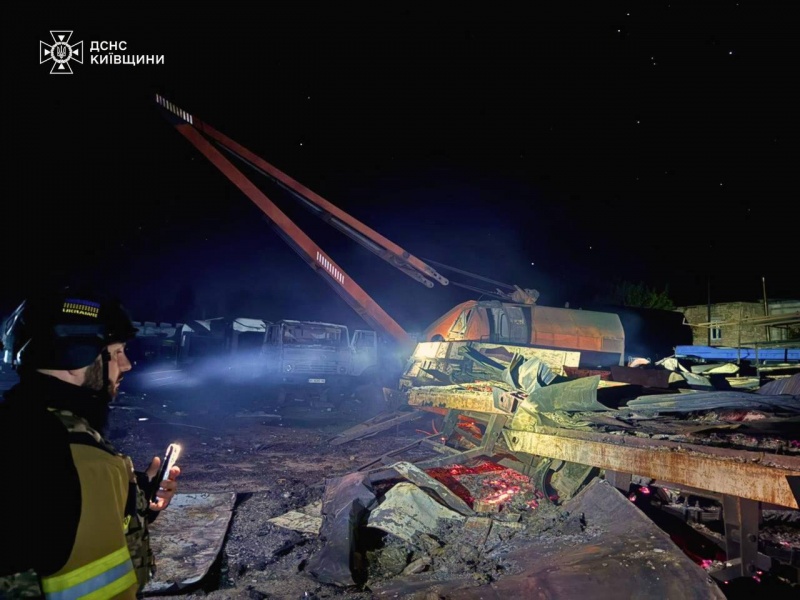 Russian massive strikes cause fires in 4 districts of Kyiv region: Aftermath revealed