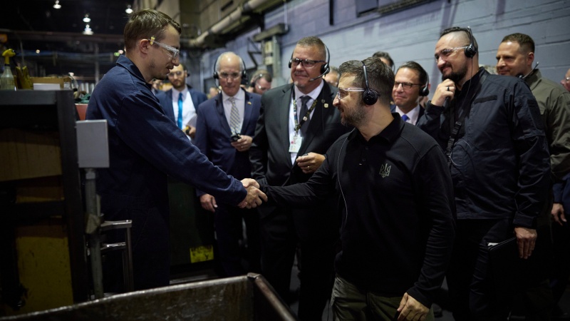 Zelenskyy visits factory in US that produces shells for Ukraine