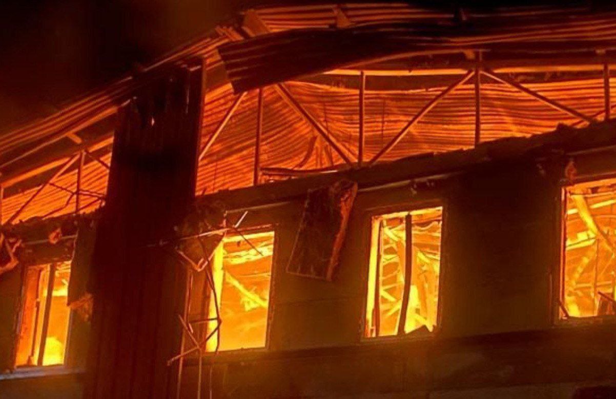 Russia massively strikes Zelenskyy's hometown: Consequences revealed