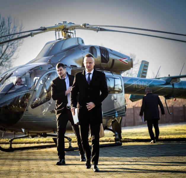 Hungarian MFA visits Uzhhorod for talks with Ukrainian counterpart