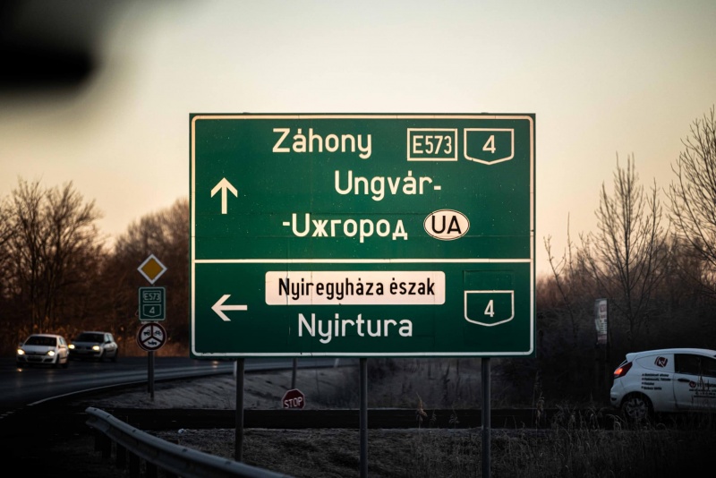 Hungarian MFA visits Uzhhorod for talks with Ukrainian counterpart