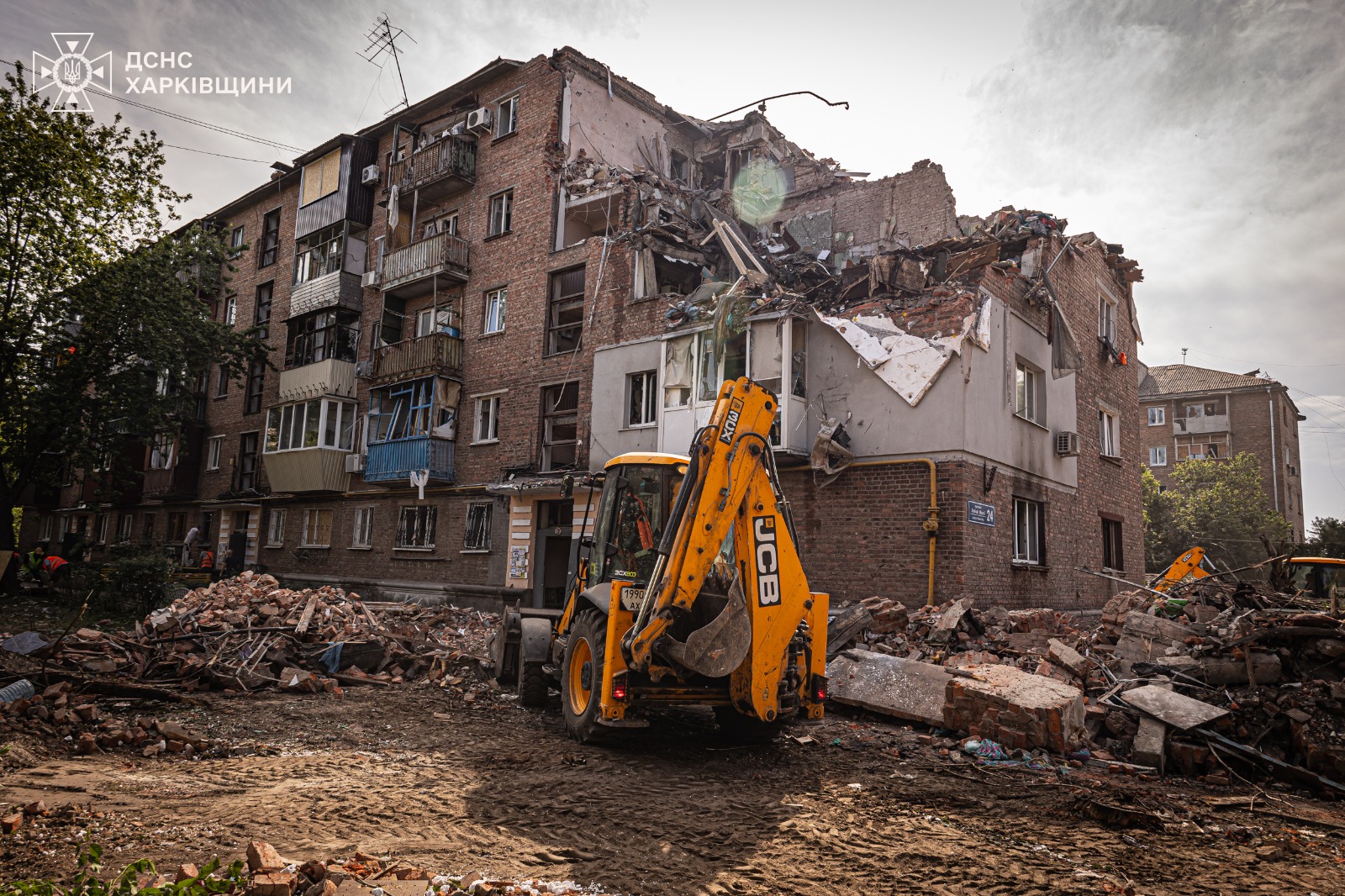 Hunting for S-300/S-400: Why Ukraine targets Russian surface-to-air missile systems and the role of F-16s