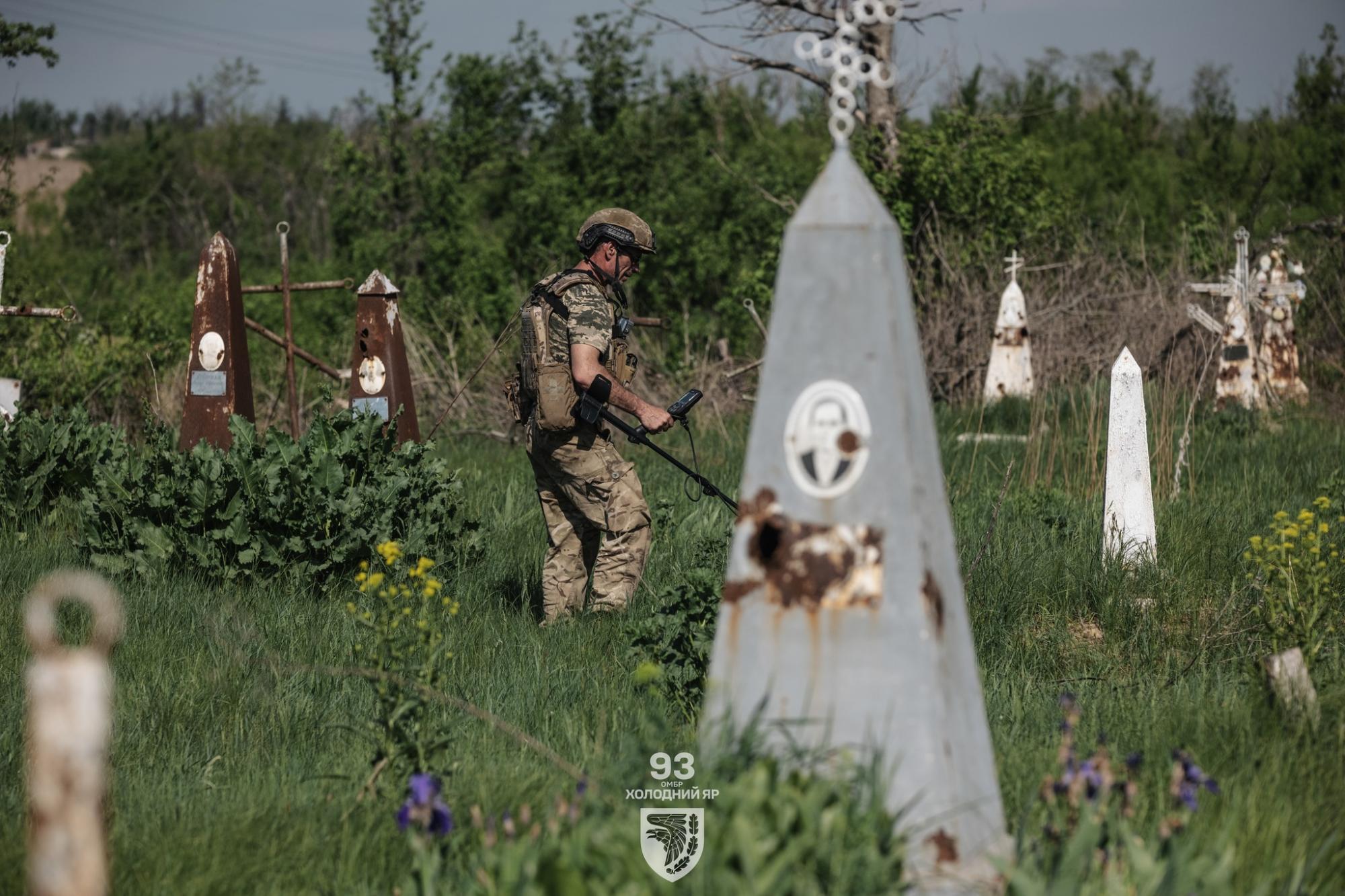 'It will take hundreds of years to fully demine': Ukrainian defenders showcase demining efforts 