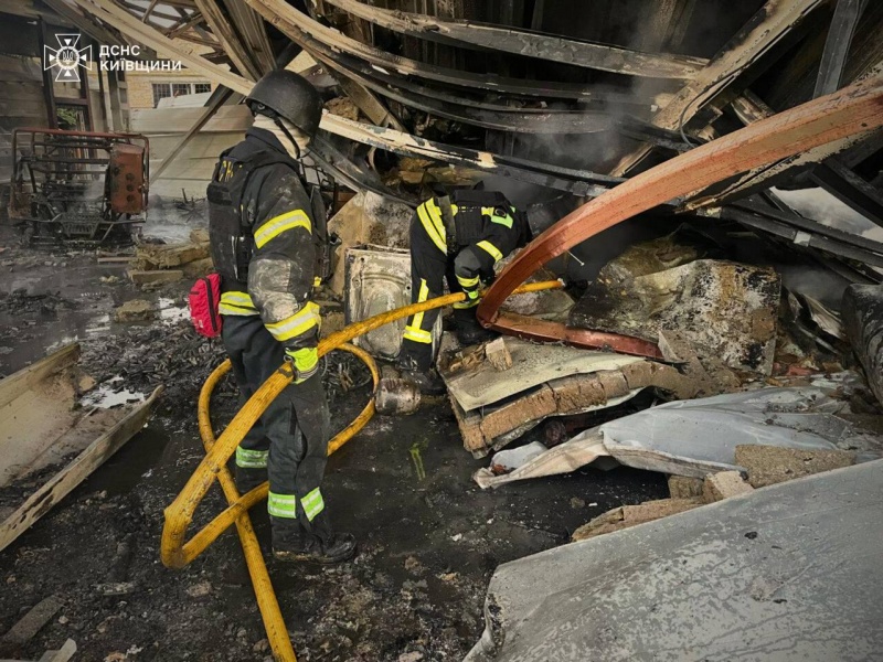 Russian massive strikes cause fires in 4 districts of Kyiv region: Aftermath revealed