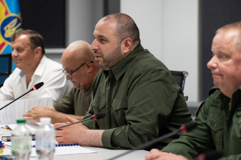 Ukrainian Defense Minister briefs US Congressmen on Ukraine's objectives near Russian border